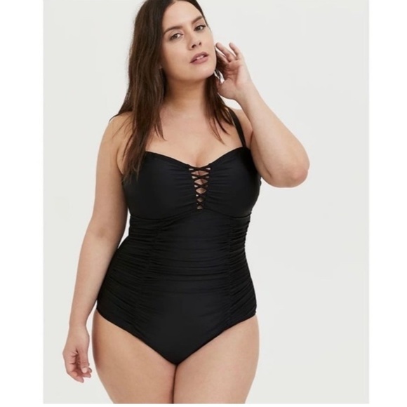 🆕 Torrid Slim Fix Wireless Lattice Front One Piece All Black Swimsuit Sz2Xl - Picture 11 of 11